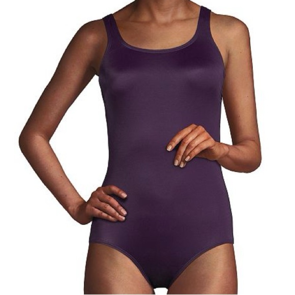 Lands' End BlackBerry Purple Scoop Neck Tugless Sporty One Piece‎ Swimsuit